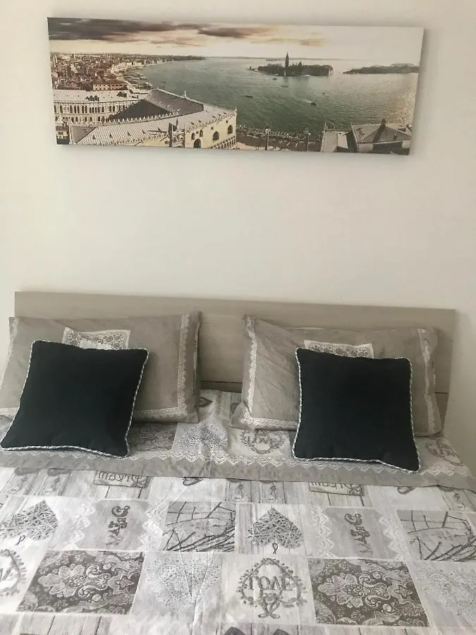 Apartament Kos Palace Lido di Jesolo 0*,